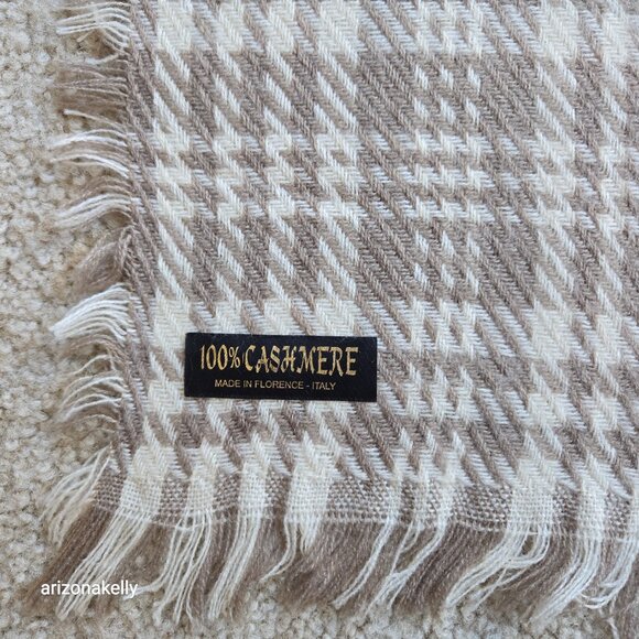 NWOT Cashmere Houndstooth Square Scarf Tan White Large - Picture 5 of 14